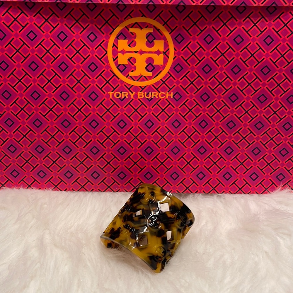 Tory burch cuff type bracelet